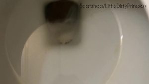 Ella Clogs The Toilet With a Big Load - Scatmob.Com 00002