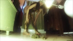 LoveRachelle2 - Scat Slut Smear And Shower Part 1 - FullHD-1080p 00001