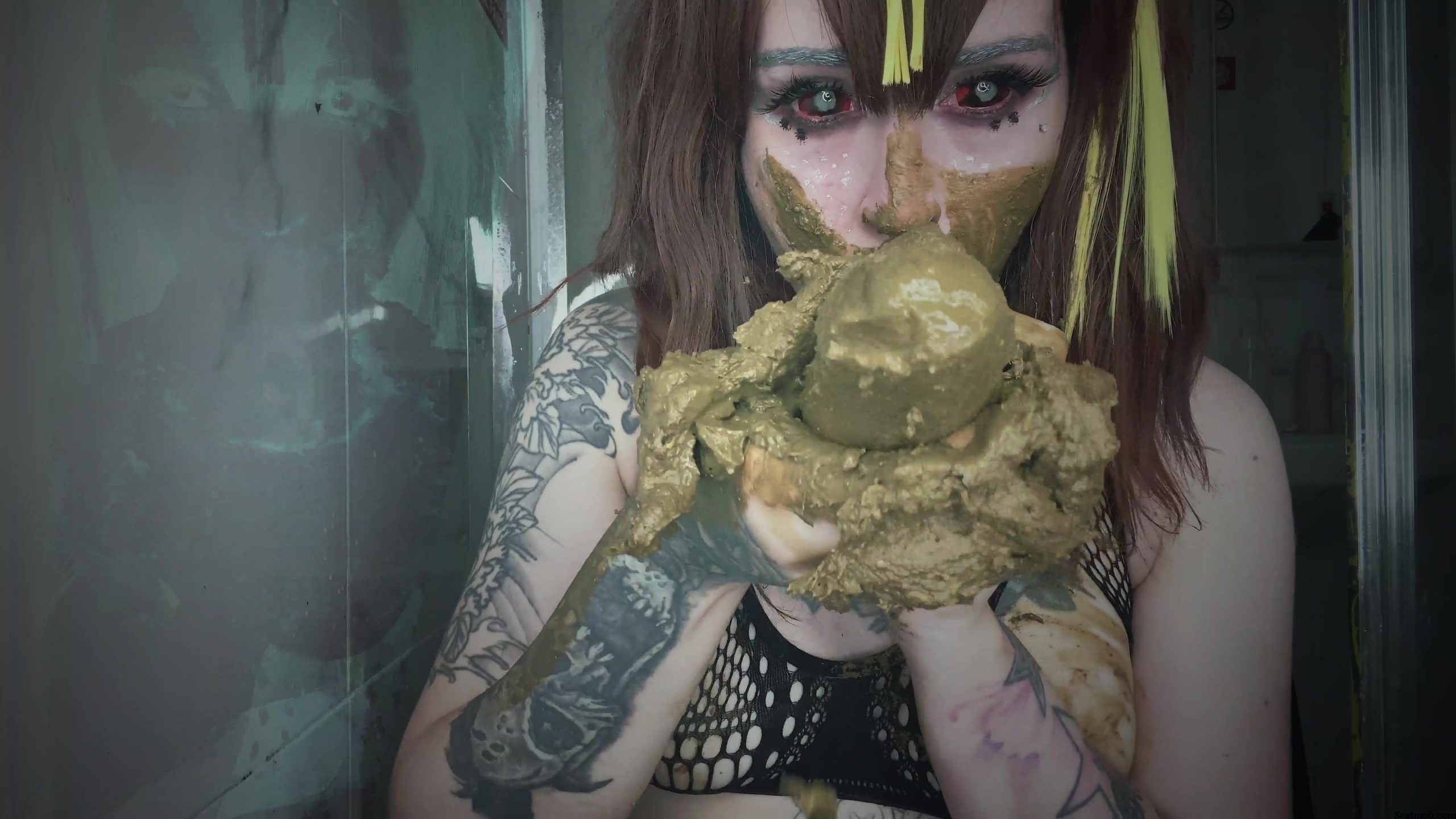 SweetBettyParlour_-_Hidden_SCP__SBP__SCAT_FIle_-_Scatmob.Com_00001 |  Extreme Scat Porn