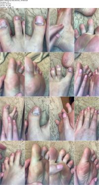 showing-my-feet-and-toes_121525.ScrinList