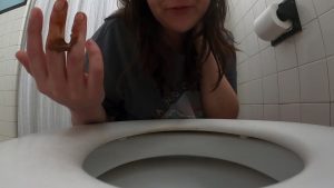 Layla Lee-Morning Poop For You 00002