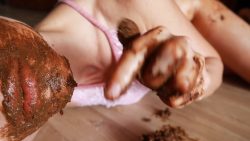 Handful Shit f677856756657or Smearing 00002