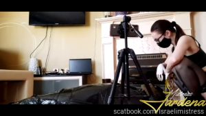Mistress Jardena – Mummi Scat Training Humiliation (Scatbook)